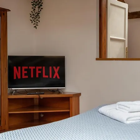 Апартаменты Svevo, Rustico Con Parcheggio A Триест