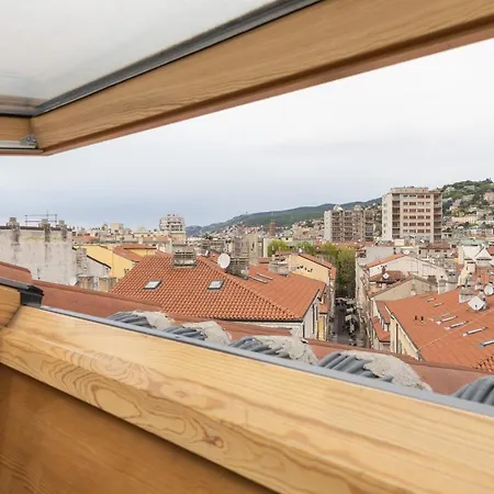 Svevo, Rustico Con Parcheggio A