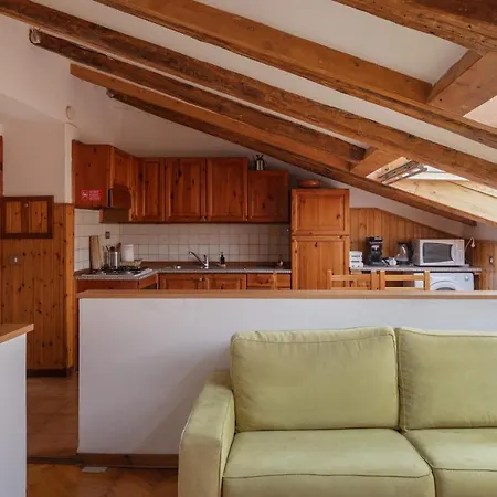 Apartamento Svevo, Rustico Con Parcheggio A Trieste