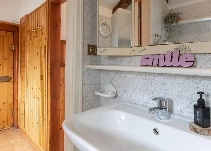 Svevo, Rustico Con Parcheggio A Trieste